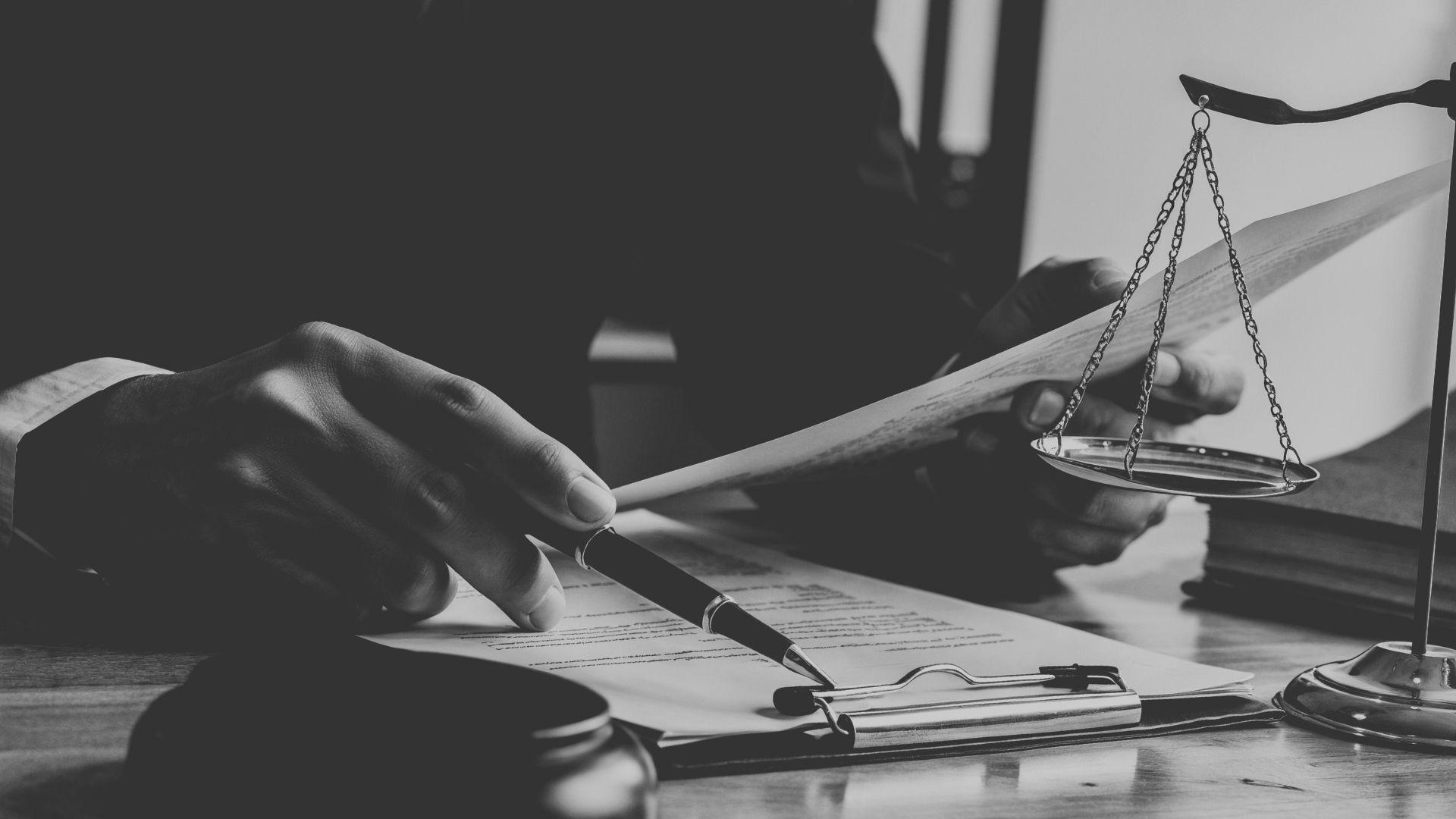 CONTRATAÇÕES PÚBLICAS DE ACORDO COM A LEI Nº 14.133_21 COM CERTIFICAÇÃO DE PREGOEIROS E AGENTES DE CONTRATAÇÃO