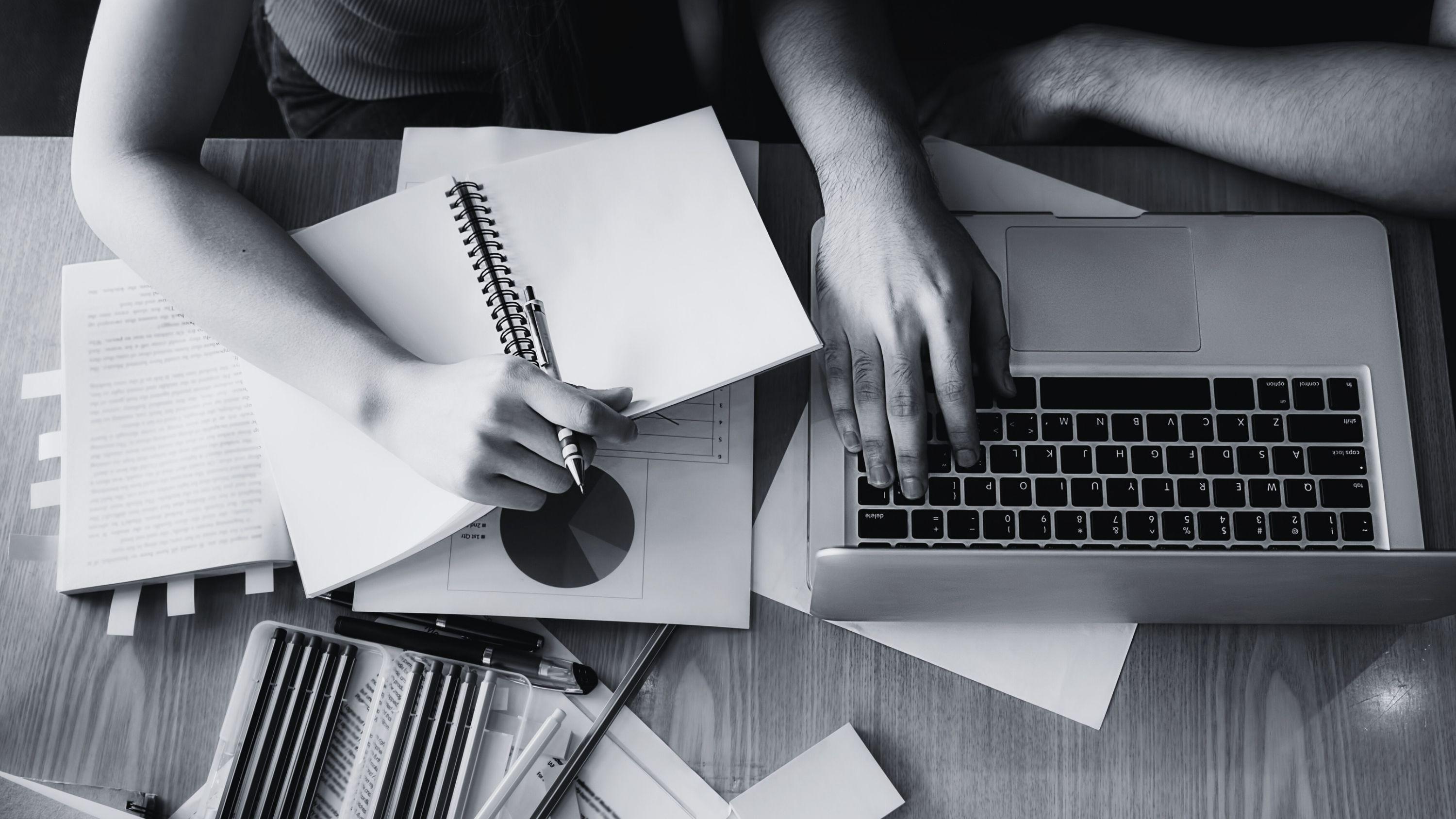 GESTÃO ESCOLAR EM TRANSFORMAÇÃO - RESULTADOS, RECURSOS E DEMOCRACIA